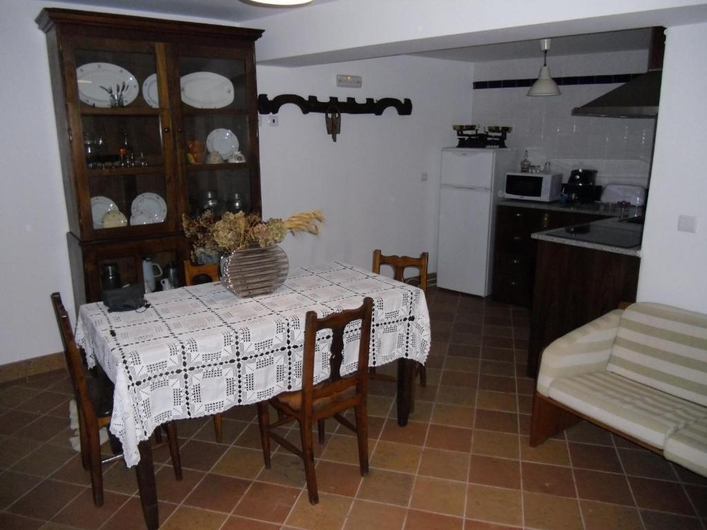 מסדו דה קבליירוס Casas De Campo Podence חדר תמונה